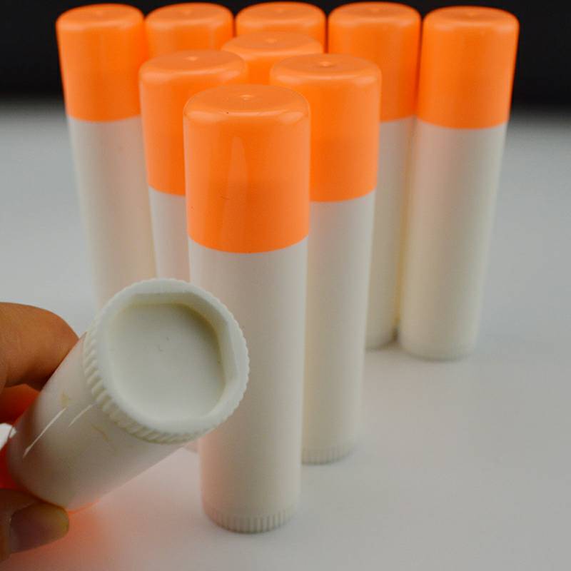 Custom 15G/ml White lipbalm tubes Packaging Lip balm Containers Factory Wholesale
