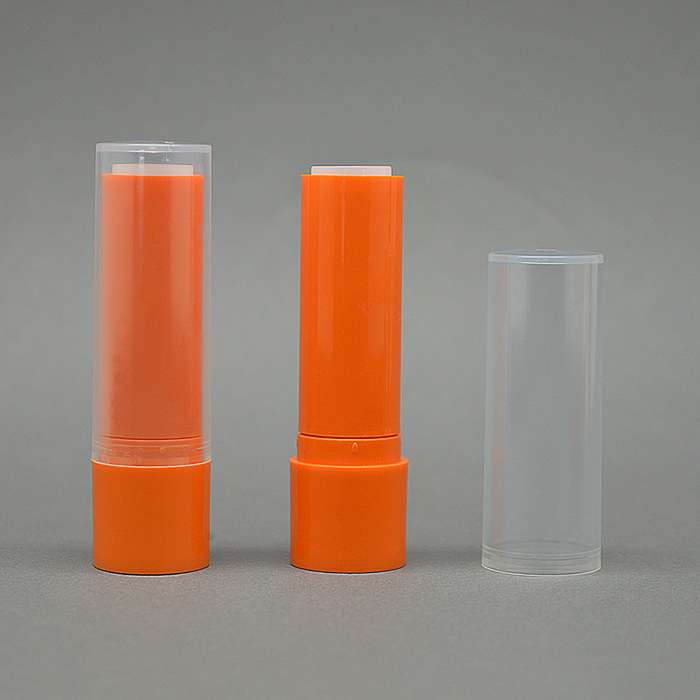 Wholesale plastic PP colourful 5g lip balm tube lipbalm packing container