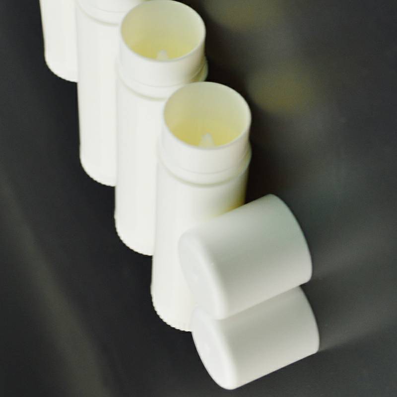 Round Shape Eco Lip balm Tube 15G Empty Lipbalm Containers